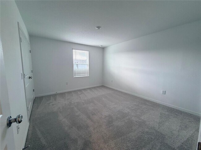 Building Photo - 2946 Skyline Lp