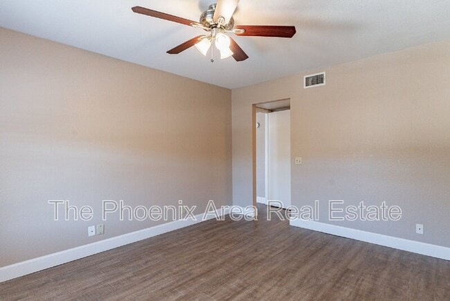 Building Photo - 16657 E Gunsight Dr