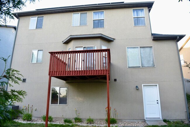 Building Photo - Beautiful House for rent in Provo