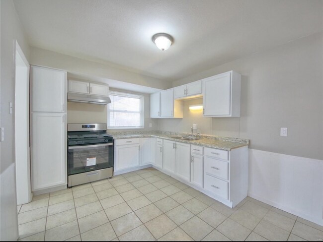 Building Photo - 10343 Durness Dr