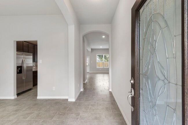 Building Photo - 11826 Briarwood Ln