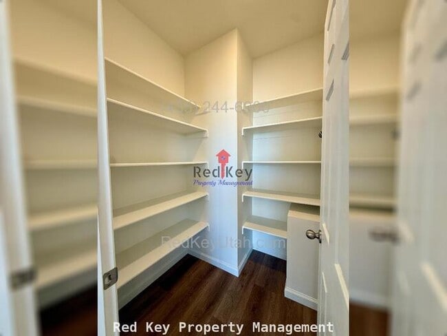 Building Photo - Baen Way Single Family Home