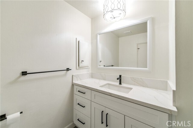 Building Photo - 13381 Del Cerro Dr