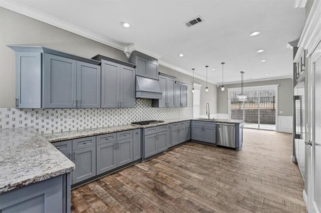 Building Photo - 5713 Dancing Rabbit Dr