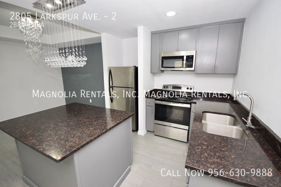 Building Photo - 2805 Larkspur Ave