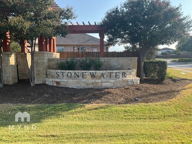 Building Photo - 12213 Waterford Run Way