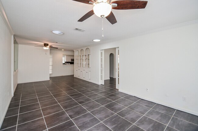 Building Photo - 854 Wax Myrtle Ln