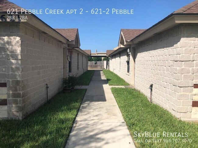 Building Photo - 621 S Pebble Creek