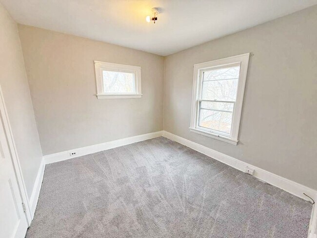 Building Photo - 8505 Garfield Blvd