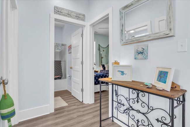 Building Photo - 302 Deer Trail