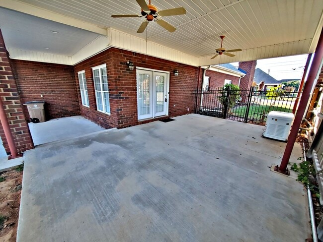Building Photo - HOUSE FOR RENT - DECATUR