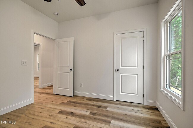 Building Photo - 703 Swadley Rd