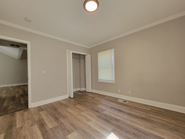 Building Photo - We Bringing Affordable Back - Intown Living - Voucher Approved!
