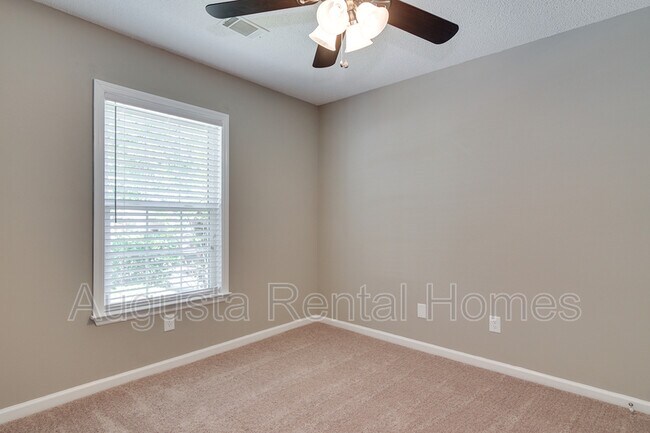 Building Photo - 2019 Caton Dr