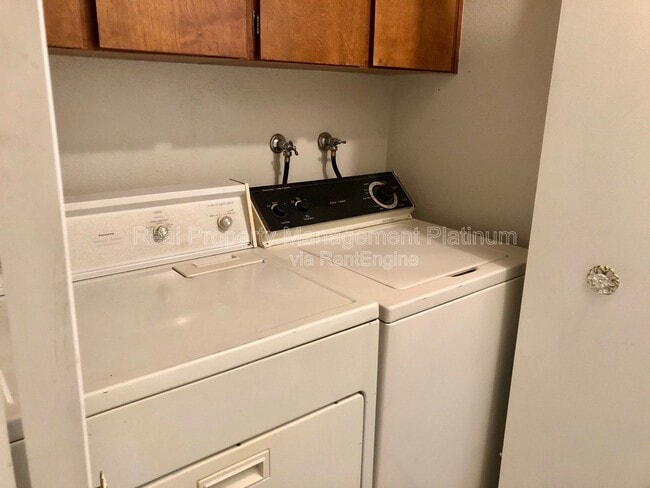 Building Photo - 2967 Terry Ave