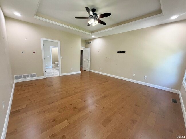 Building Photo - 1805 Blue Stone Dr