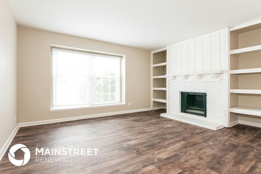 Building Photo - 5832 Sir Edward Ct