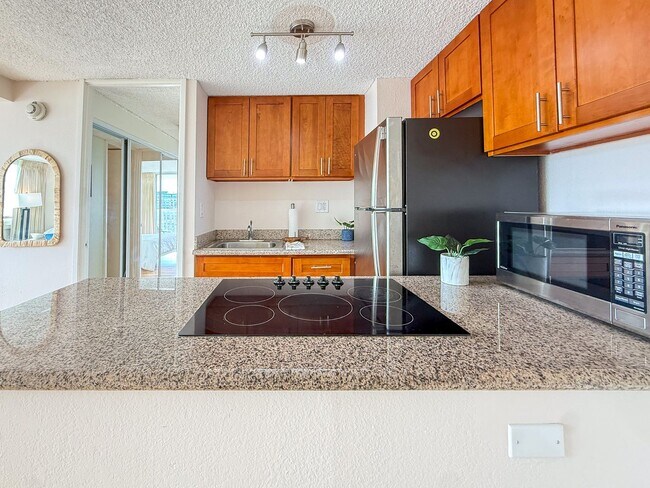 Building Photo - 445 Seaside Ave