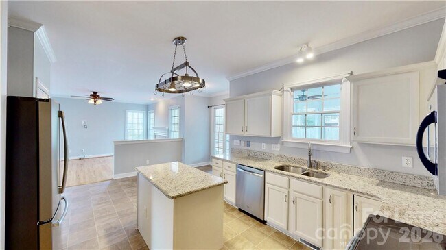 Building Photo - 7819 Red Oaks Trail
