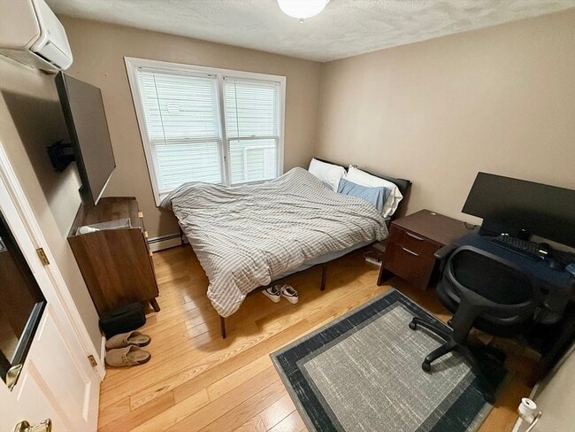 Building Photo - 210 K St