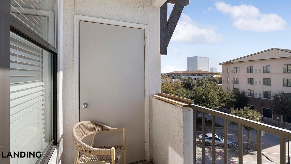 Building Photo - 5275 Town and Country Blvd