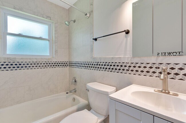 Building Photo - 4107 Cherryton Dr