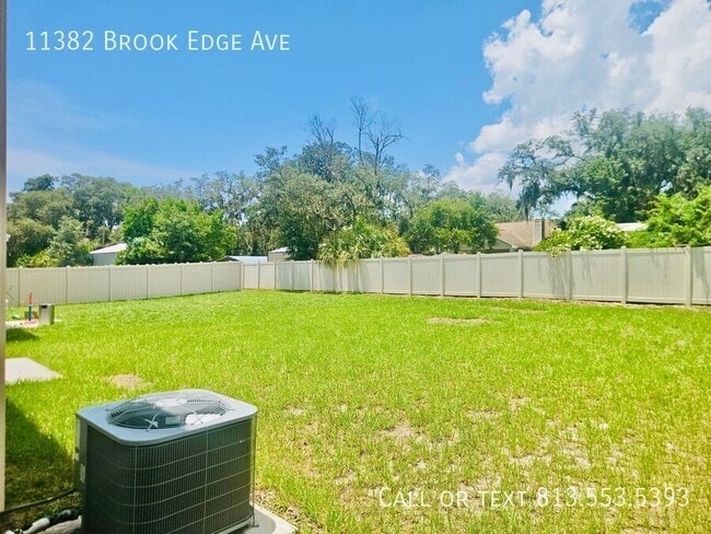Building Photo - 11382 Brook Edge Ave