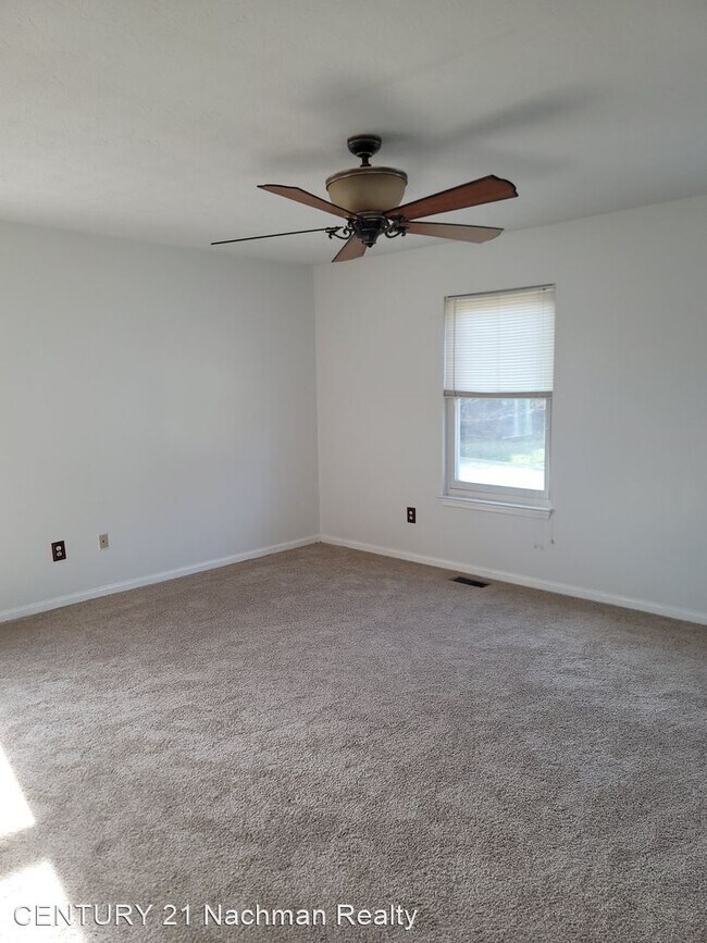Building Photo - 3 br, 2.5 bath House - 1268 Big Bethel Place