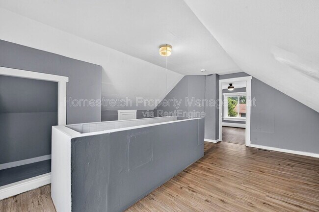 Building Photo - 4446 Itaska St