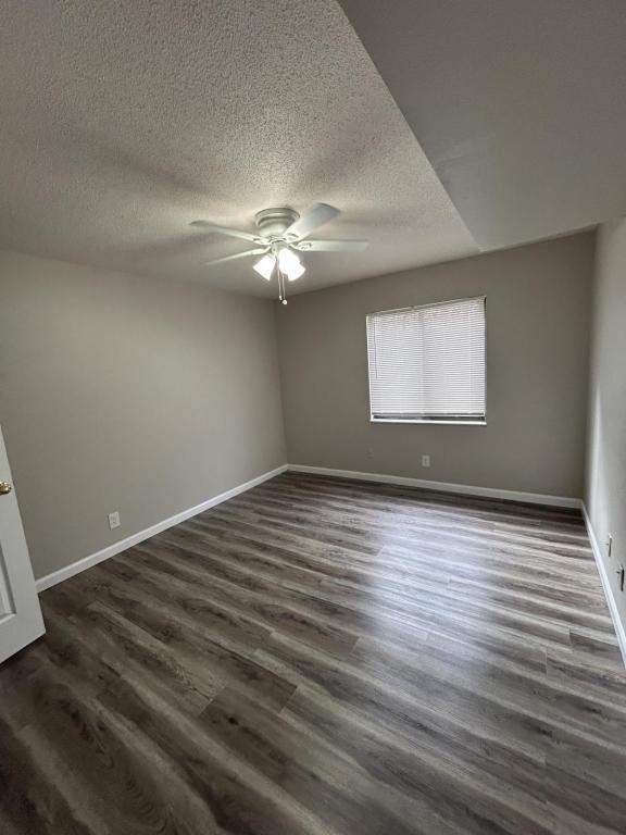 Building Photo - 39 Devon Ct