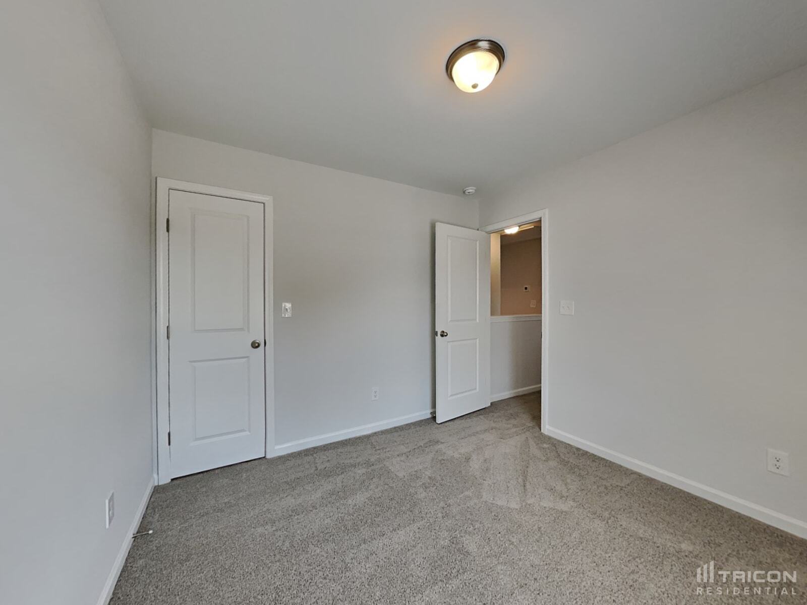 Building Photo - 258 Sturgeon St