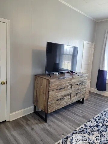 Building Photo - 295 Thirteenth St