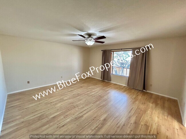 Building Photo - 4340 E Cerrada Del Charro