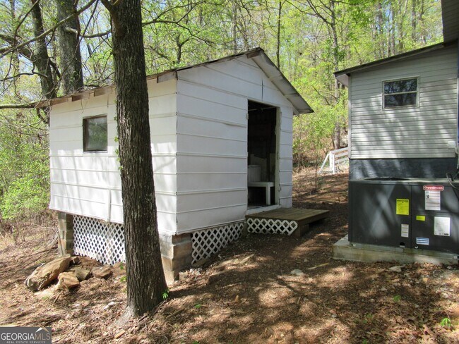 Building Photo - 229 Fox Mountain Rd