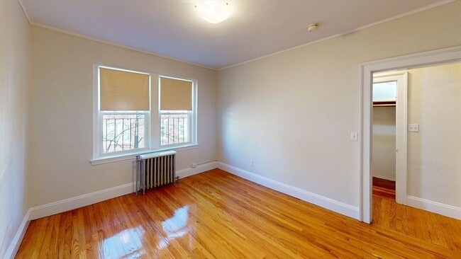 Building Photo - 85 Strathmore Rd