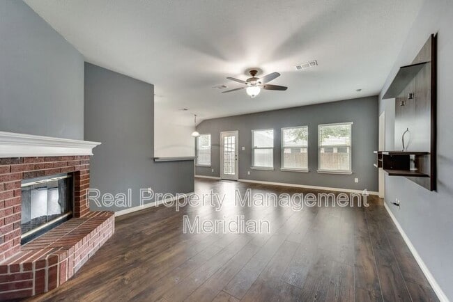 Building Photo - 10505 Braewood Dr