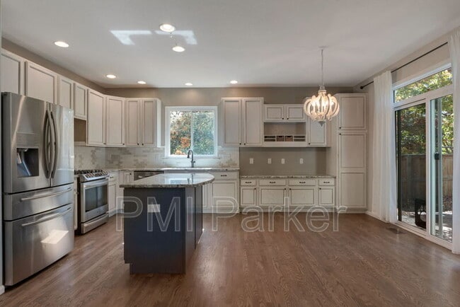 Building Photo - 10285 Turquoise Ct