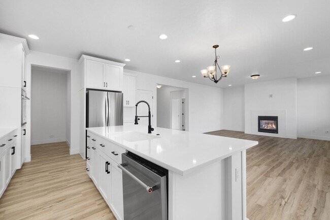 Building Photo - Modern Luxury in Meridian’s Oaks North – 4...