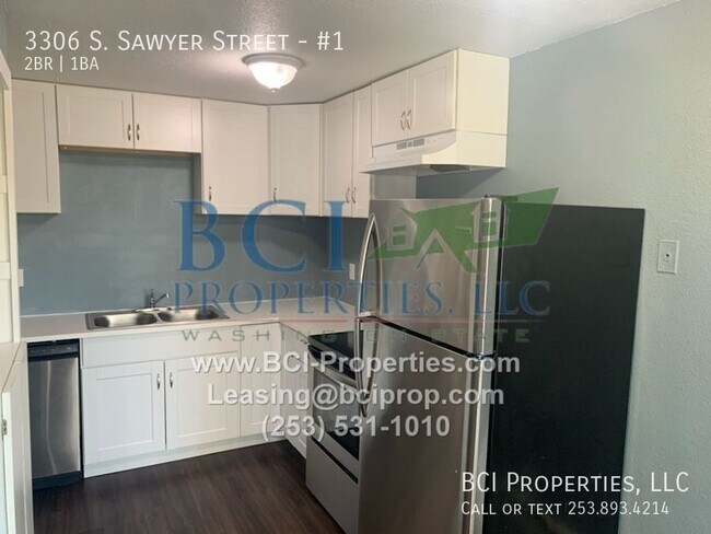 Building Photo - 3306 S Sawyer St