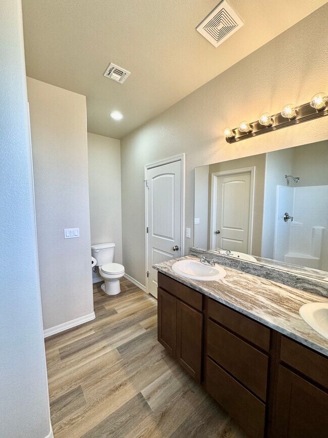 Building Photo - Come Check Out this Beautiful 2025 New Build!!!! *MOVE IN SPECIAL, $500 OFF OF THE FIRST MONTH RENT*