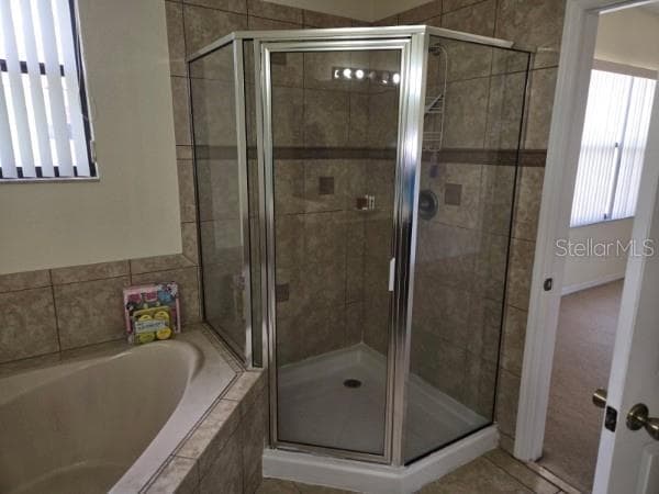 Building Photo - 1250 Clove Dr