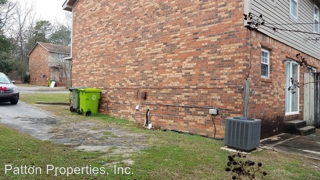 Building Photo - 3-4 Ashley's Pl