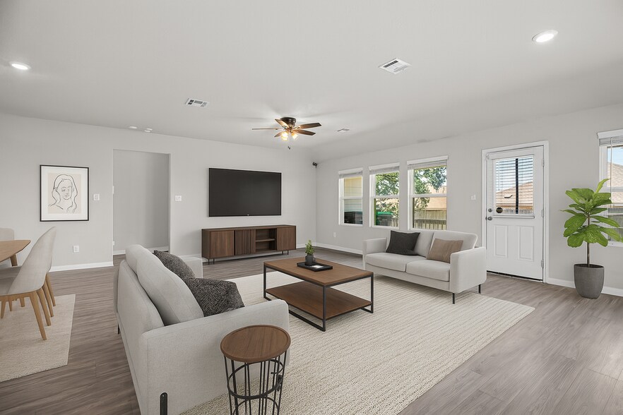 Building Photo - 1047 Raceland Rd