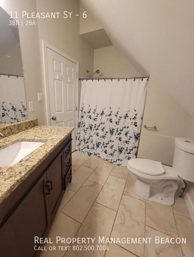 Building Photo - 11 Pleasant St