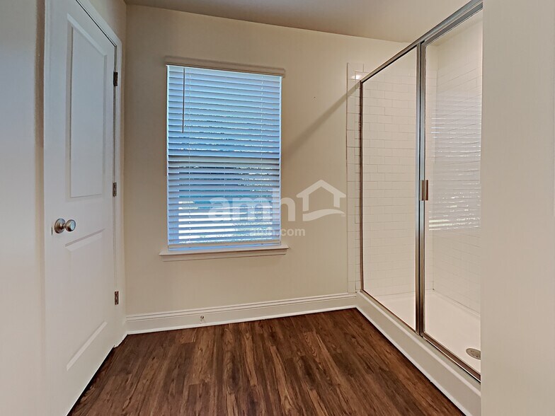 Building Photo - 136 Cobblestone Dr