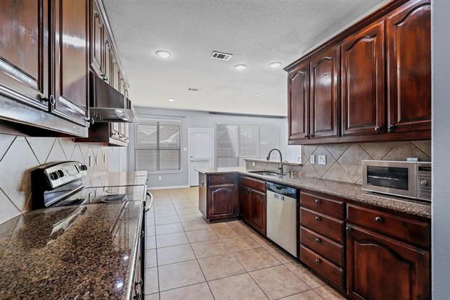 Building Photo - 13229 Larks View Point
