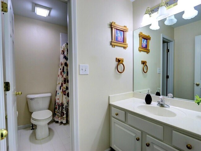 Building Photo - 4771 Powers Park Ct