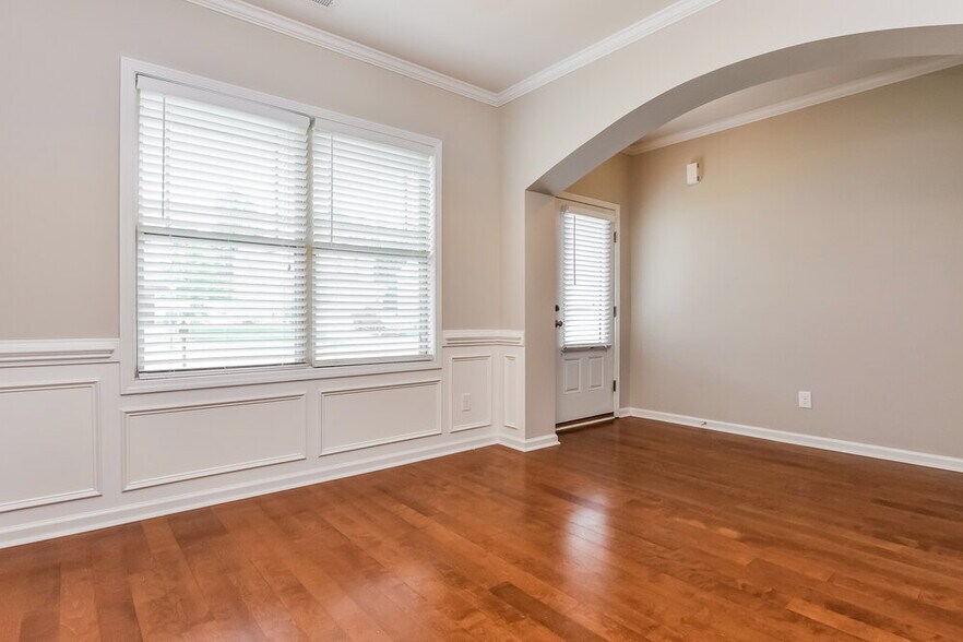 Building Photo - 4134 White Kestrel Dr