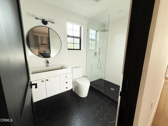 Building Photo - 2412 Norwalk Ave