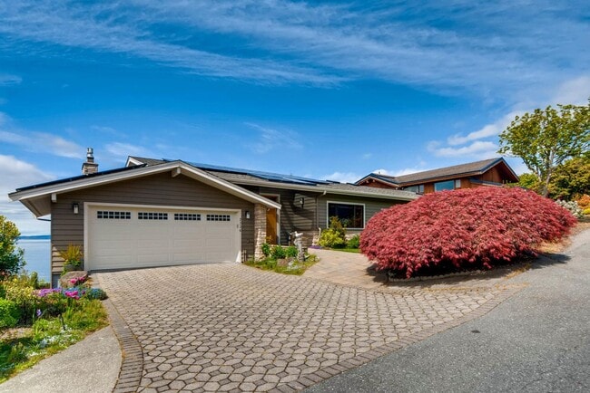 Building Photo - Blue Ridge Waterfront Home